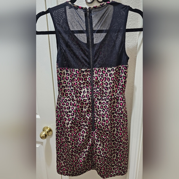 One Clothing Leopard Print Dress Size Small EUC - Picture 2 of 6